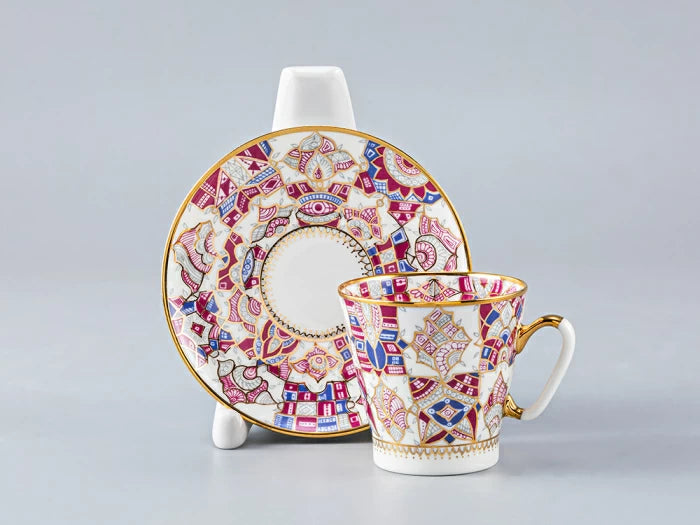 Kahve Fincanı ve Tabağı 80 ml Şekil Siyah Kahve Desenli Pembe Desenler