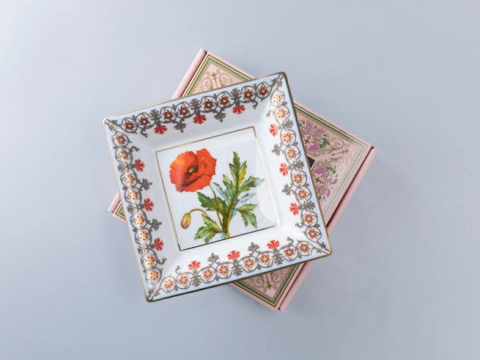 Hediye Paketinde Küçük Şeyler Standı, Kare Şekil, Oryantal Gelincik Deseni