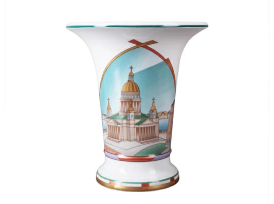 Vazo İmparatorluk deseni Neva bankalarında