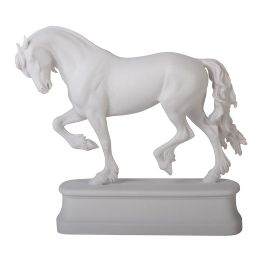 Hediye Seti – Beyaz Friesian At