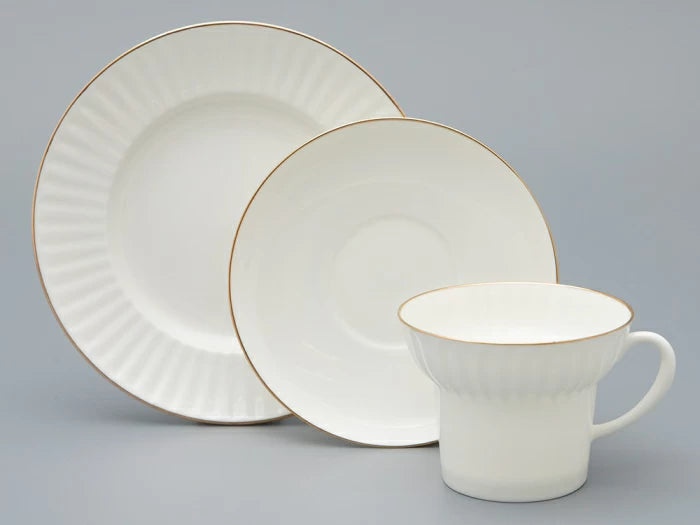 Üç parçalı çay seti 155 ml şekilli Dalga desenli Altın biye