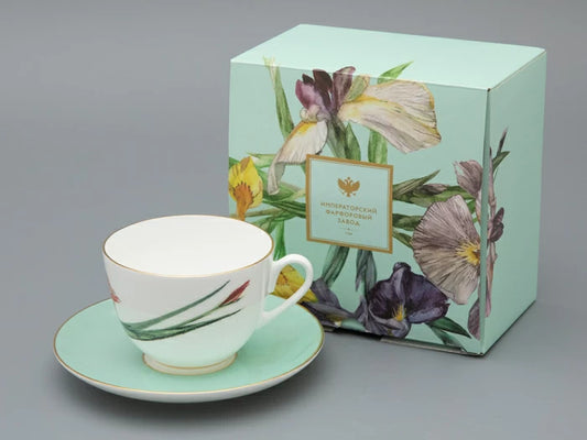 L'Art des Fleurs Fincan ve Tabağı Hediye Kutusunda, Bahar 2 Şekli, Kaplan İris