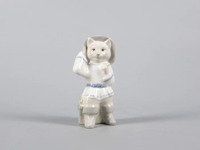 Heykel Kedi ile balık Şans